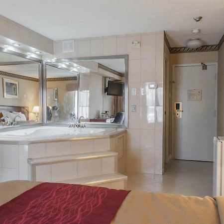 Comfort Inn Meadowvale 미시소거 외부 사진