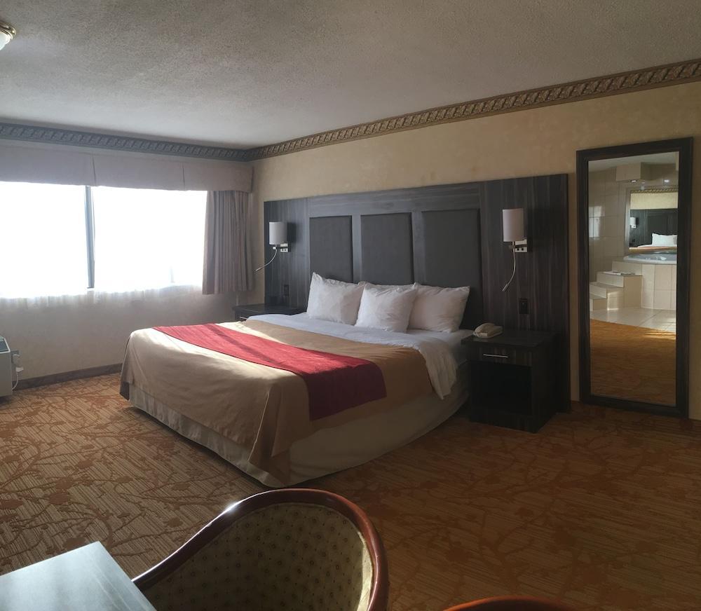 Comfort Inn Meadowvale 미시소거 외부 사진