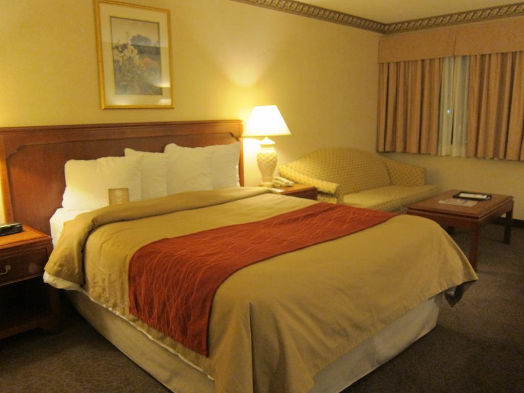 Comfort Inn Meadowvale 미시소거 외부 사진