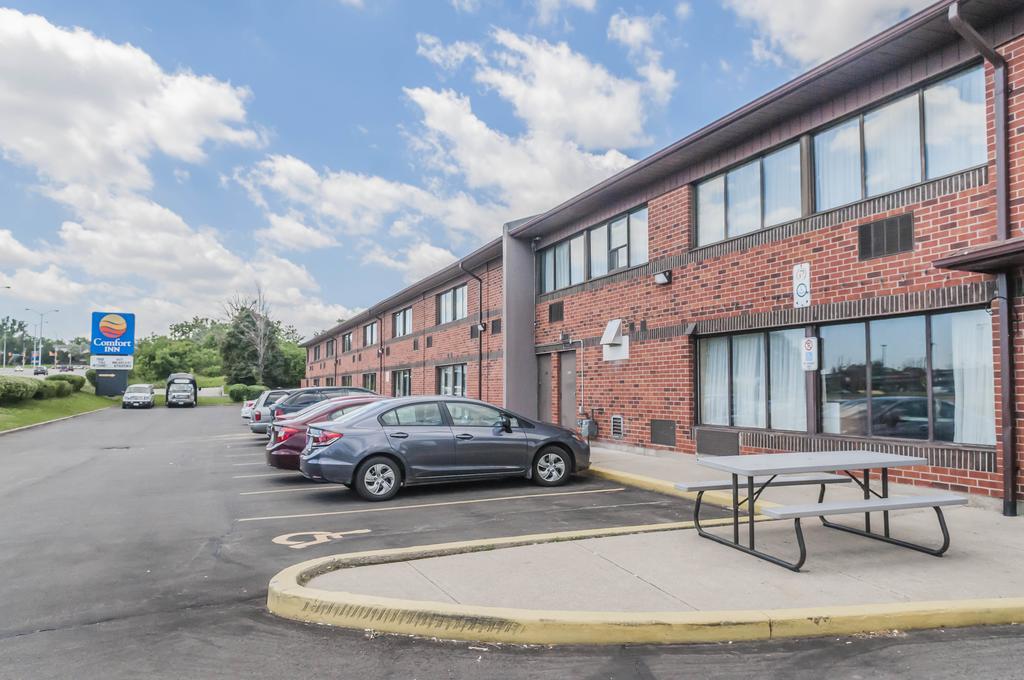 Comfort Inn Meadowvale 미시소거 외부 사진