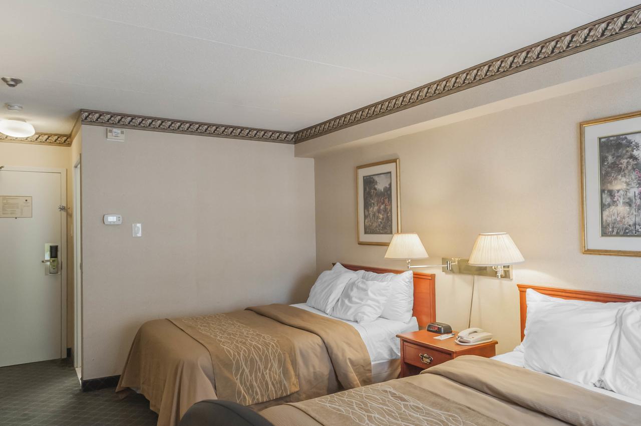Comfort Inn Meadowvale 미시소거 외부 사진